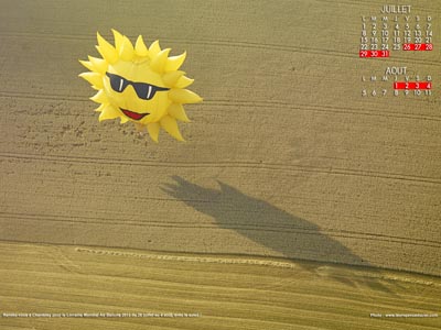 Une montgolfière en forme de soleil lors du Lorraine Mondial Air Ballons 2011