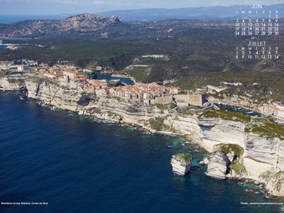 Vue aérienne des falaises de Bonifacio - Fond d'écran gratuit à télécharger