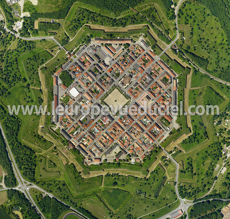 Photo aérienne verticale de Neuf-Brisach