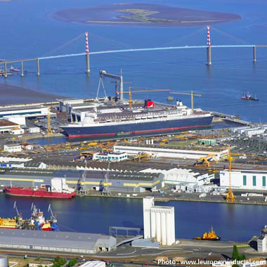 Vue aérienne du port industriel de Saint-Nazaire