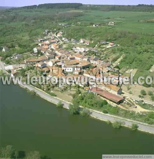 Photo aérienne de Autreville-sur-Moselle