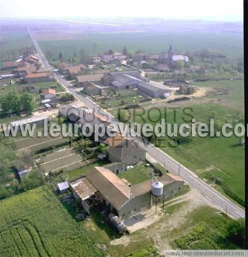 Photo aérienne de Dampvitoux