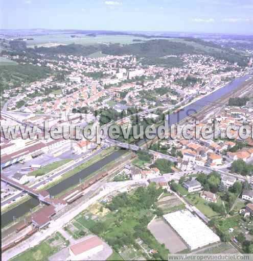 Photo aérienne de Varangville