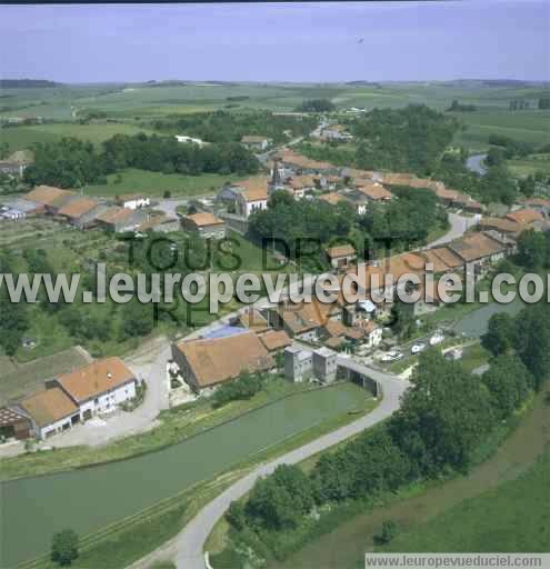 Photo aérienne de Bauzemont