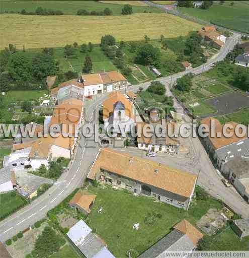 Photo aérienne de Amelcourt