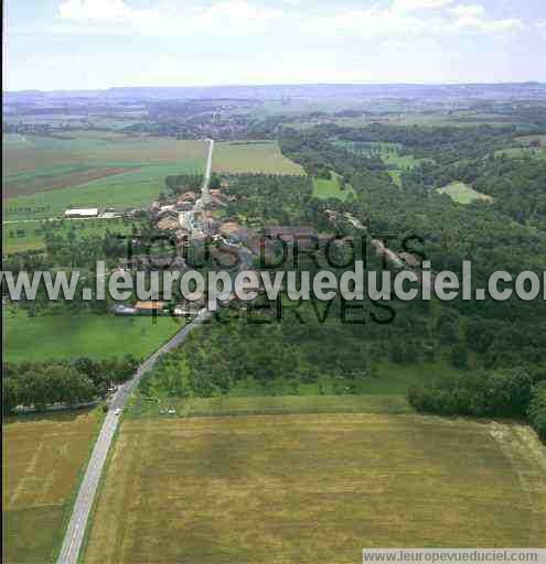 Photo aérienne de Omelmont