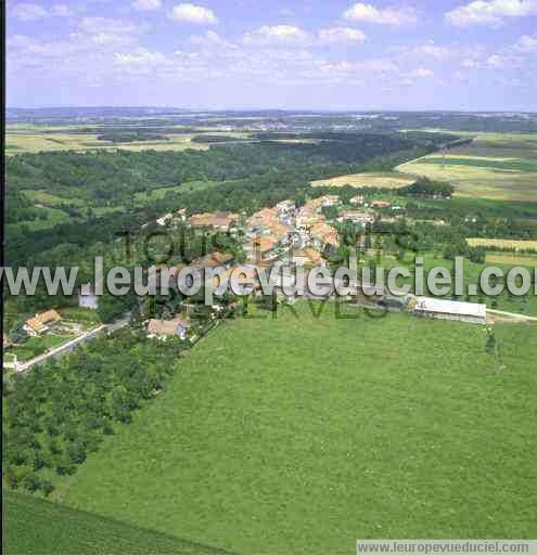 Photo aérienne de Omelmont