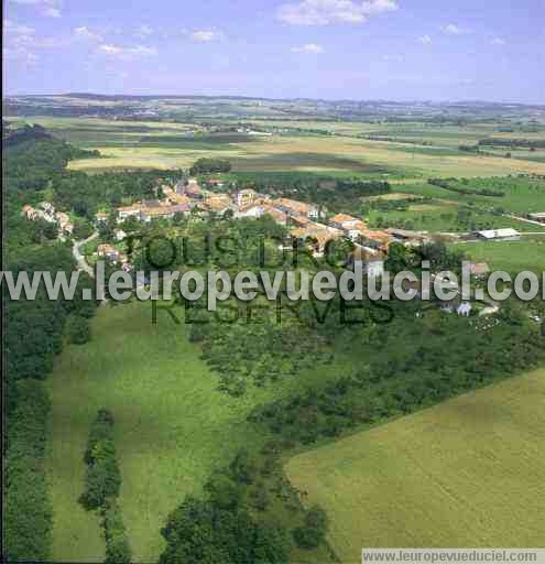 Photo aérienne de Omelmont