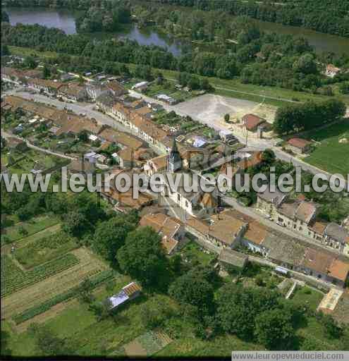 Photo aérienne de Pierre-la-Treiche