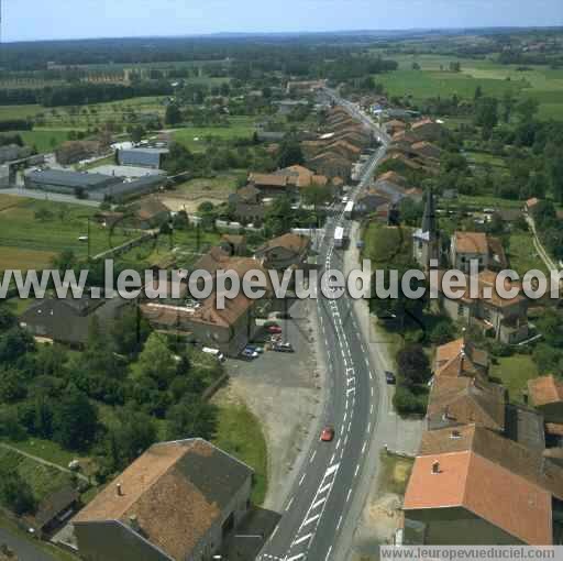 Photo aérienne de Bénaménil