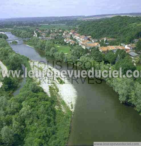 Photo aérienne de Velle-sur-Moselle