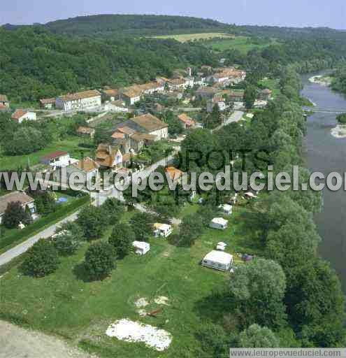 Photo aérienne de Velle-sur-Moselle