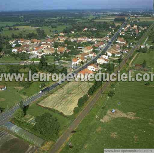 Photo aérienne de Chenevires