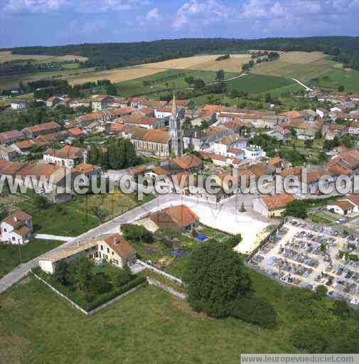 Photo aérienne de Uruffe