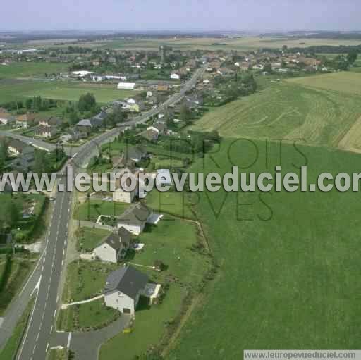 Photo aérienne de Cosnes-et-Romain