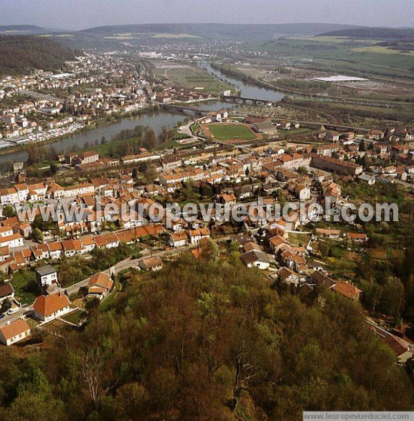 Photo aérienne de Frouard