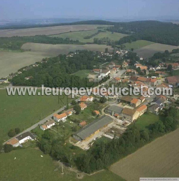 Photo aérienne de Bazoncourt