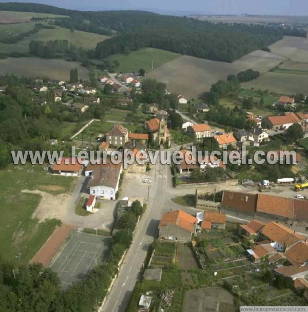 Photo aérienne de Bazoncourt