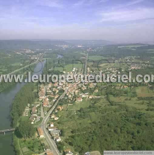 Photo aérienne de Corny-sur-Moselle