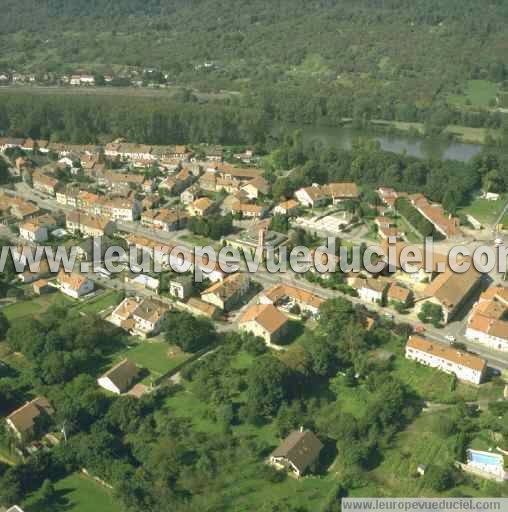 Photo aérienne de Corny-sur-Moselle