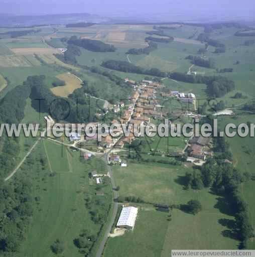 Photo aérienne de Beuvezin