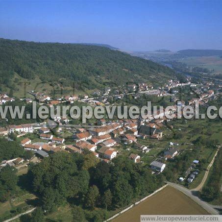 Photo aérienne de Marbache