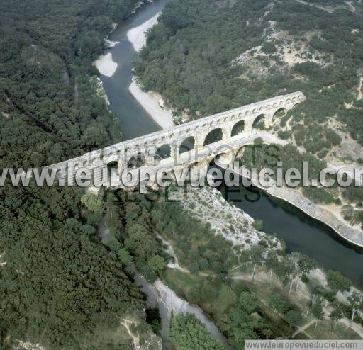 Photo aérienne de Vers-Pont-du-Gard