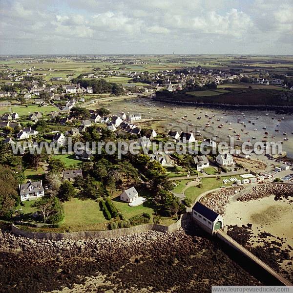 Photo aérienne de Ploudalmzeau