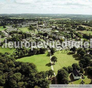 Photo aérienne de Plouguernvel