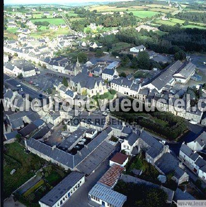 Photo aérienne de Guerlesquin