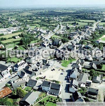 Photo aérienne de Plonvez-du-Faou