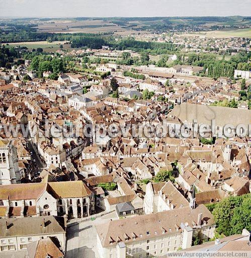 Photo aérienne de Tonnerre