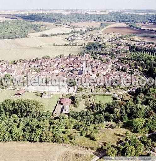 Photo aérienne de Noyers