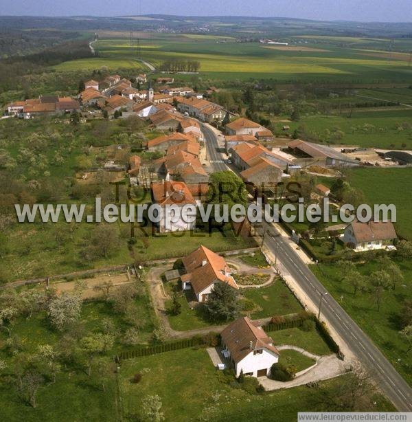 Photo aérienne de Omelmont