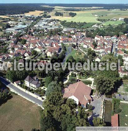 Photo aérienne de Is-sur-Tille