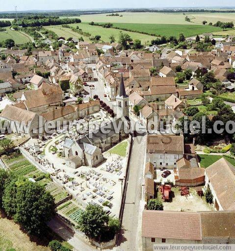 Photo aérienne de Baigneux-les-Juifs