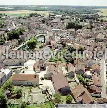 Photo aérienne de Laignes