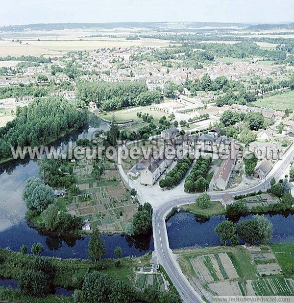 Photo aérienne de Sainte-Colombe-sur-Seine
