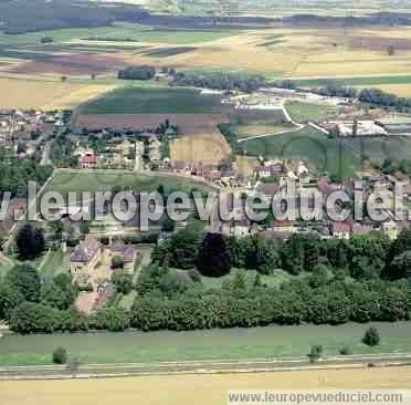 Photo aérienne de Ladoix-Serrigny