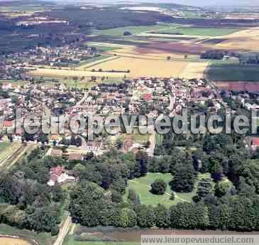 Photo aérienne de Ladoix-Serrigny