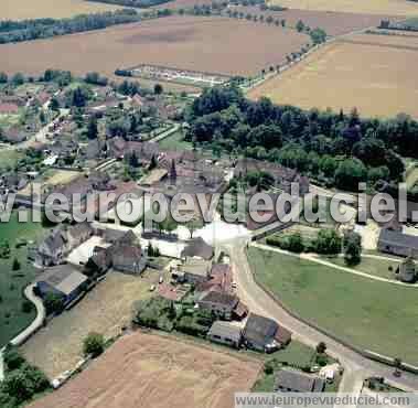 Photo aérienne de Ladoix-Serrigny