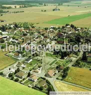 Photo aérienne de Flagey-Echzeaux