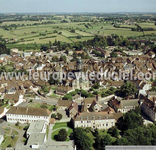 Photo aérienne de Arnay-le-Duc