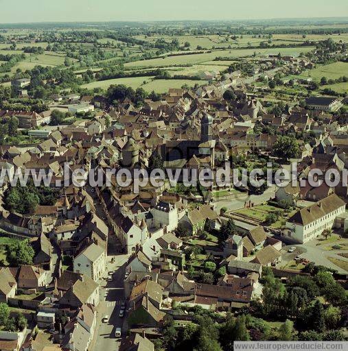 Photo aérienne de Arnay-le-Duc