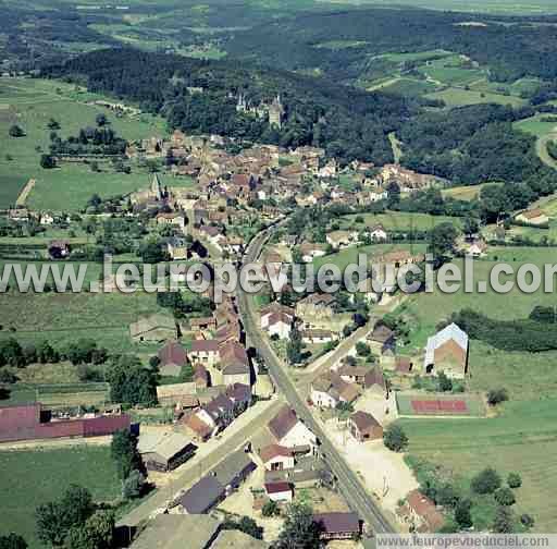 Photo aérienne de La Rochepot