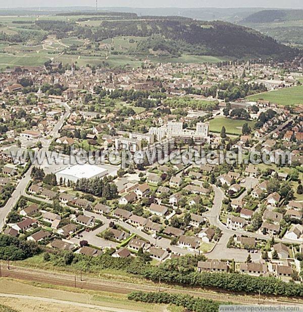 Photo aérienne de Nuits-Saint-Georges