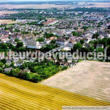 Photo aérienne de Genlis