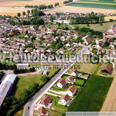 Photo aérienne de Genlis