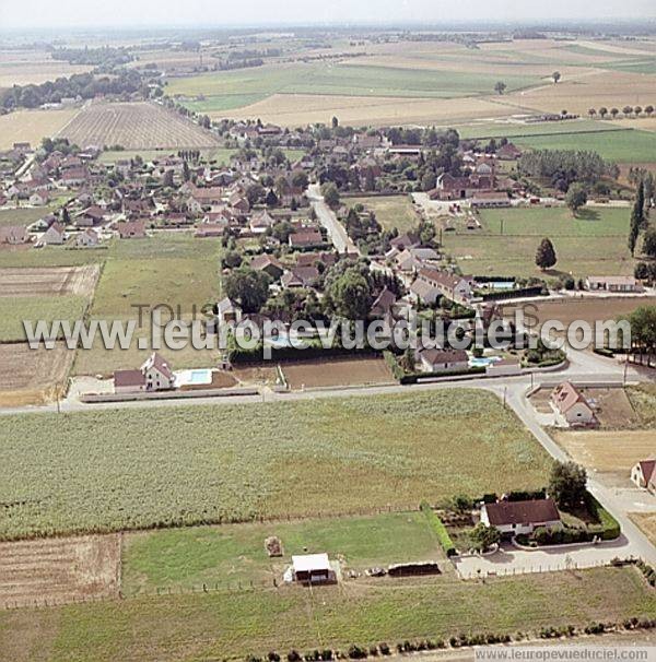 Photo aérienne de Varanges