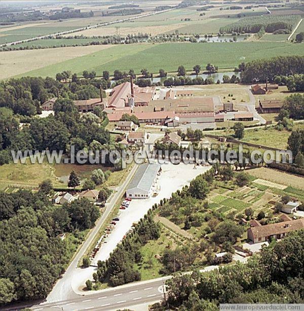 Photo aérienne de Pouilly-sur-Sane